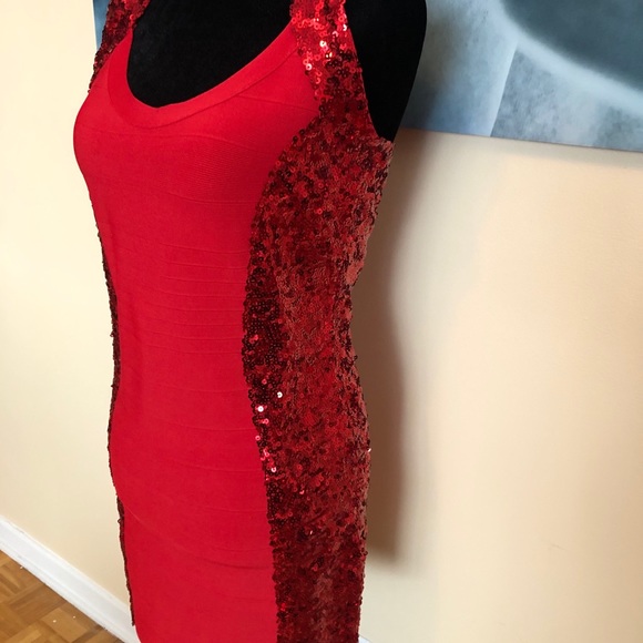 GUESS sequin mirage dress - Picture 5 of 12